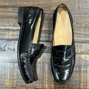 Cole Haan Loafer Patent Loafers .75” heel Nike Air insoles, used